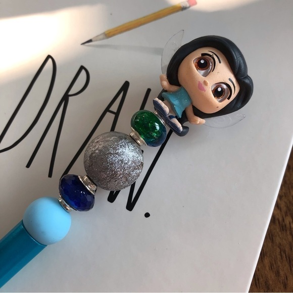 Disney Doorables: Tinker Bell Fairies: SliverMist handmade beaded pen - Picture 1 of 3